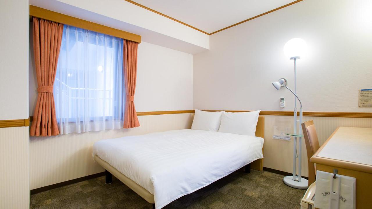 Toyoko Inn Kagoshima Chuo Eki Nishi Guchi Екстер'єр фото