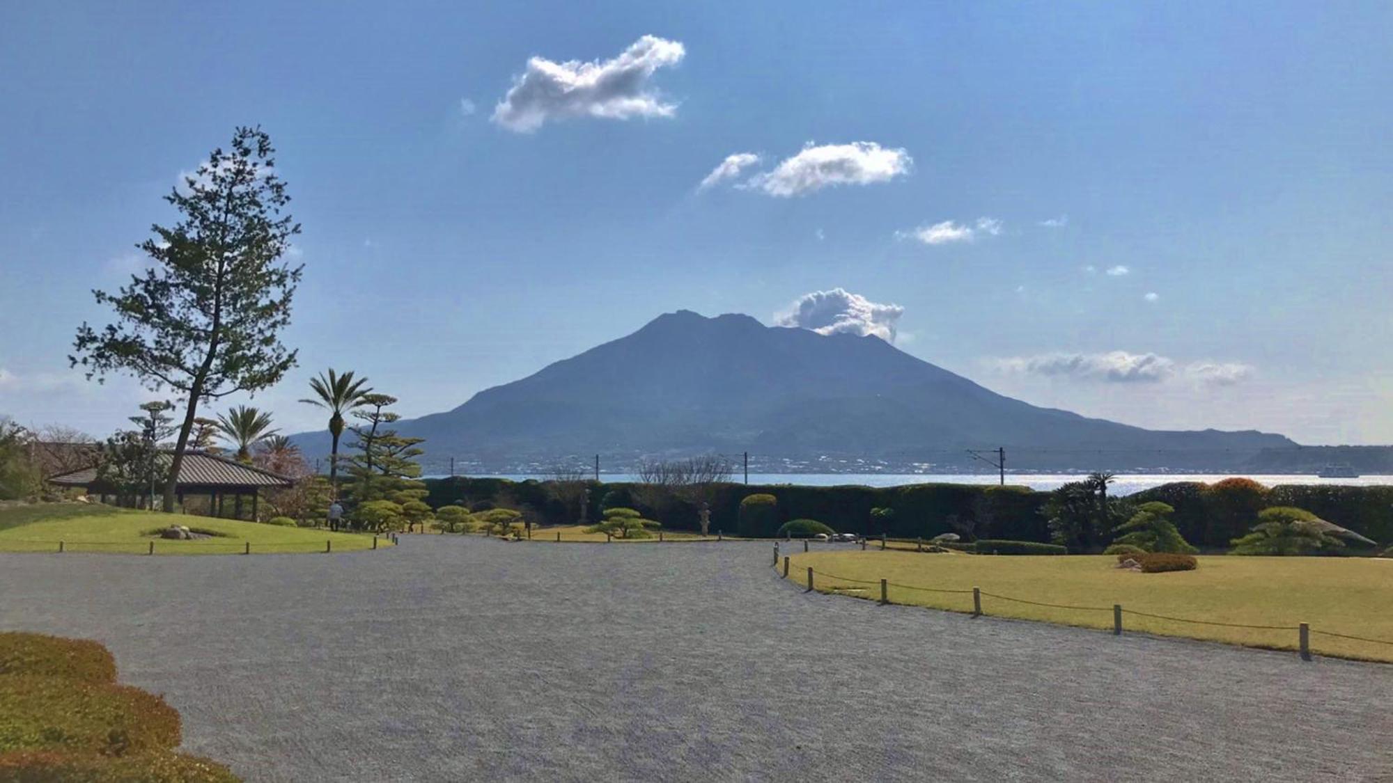 Toyoko Inn Kagoshima Chuo Eki Nishi Guchi Екстер'єр фото